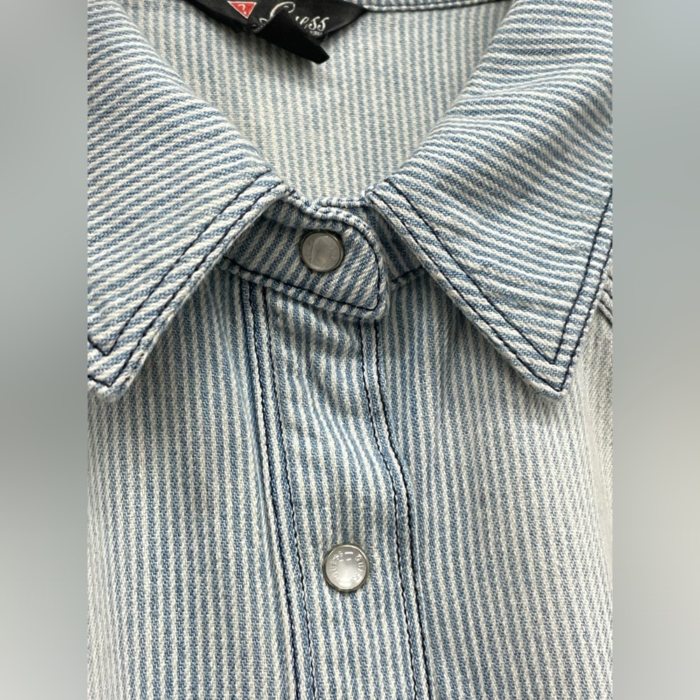 Guess Denim Pearl Snap Button Down Shirt, Size L (Fits S)